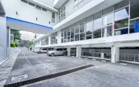 Pop! Hotel Tanjung Karang - parcheggio