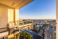 @ Marbella Lane - Luxury Beachside 2Br - Ocean View