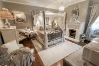 South Broadway Manor B&B - Near Fallingwater, Ohiopyle State Park, Hiking & Biking Trails Gap - Lejligheder
