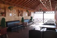 Dom Hotel - breakfast