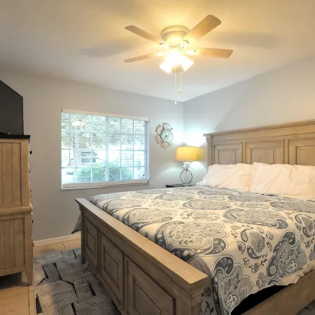 Orlando BeachHouse ❤️ Expanded pool deck & HotTub Recent renos, close to Disney!