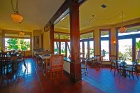 Spinnakers Brewpub & Guesthouses - Bữa sáng