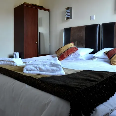 Crown Hotel