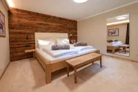 Villa Vintila with whirlpool & sauna - in a quiet, idyllic location - Wifi