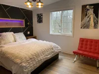 Hocking Hills Cabin, 2 acres of wooded forest, 10 min away from Old Man’s Cave