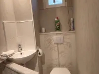 Beautiful apartment with private garden فنادق في غراسي