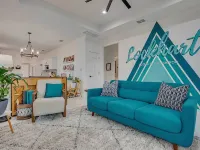 Near BBQ & F1, Self-Check in, Fast WiFi, Dishwasher Hotels in Lockhart