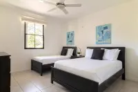 Oceanview 2-bedroom Condo at Pacifico Gated Community - 3 星級