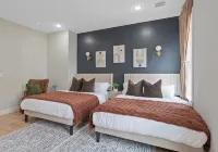 Cozy 3Br Stylish Home Near Bus+Path Access to NYC Metlife with Skylight Family - 4-Star