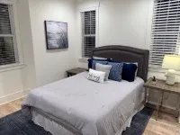 Brand new detached apartment over Garage in Davidson 3 blocks from Main Street -  Privatzimmer