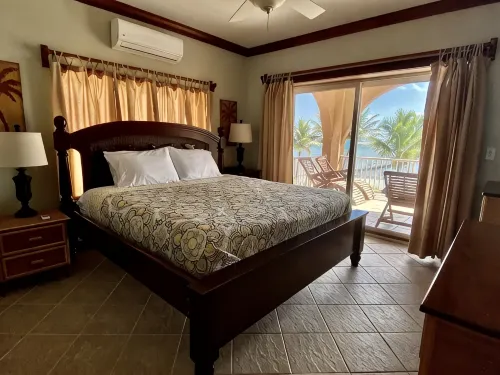 Oceanaire 4 - Amazing Oceanfront Views & Free Use of Kayaks - 2-Star