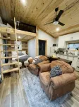 Riverfront Cottage that offer Incredible views, is pet friendly and private - Wifi