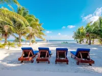 Luxury home with plunge pool, pier and 360 rooftop view just 4 miles south. - homestay