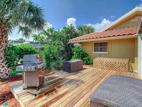 Waterfront - Private Pool