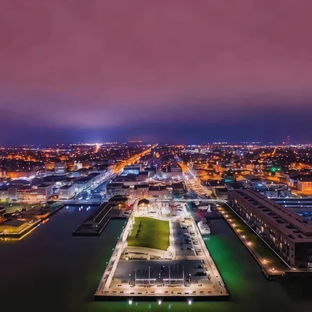 Stylish Condo Downtown Sandusky