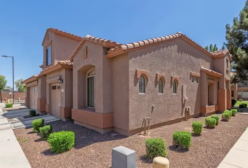 Pilot's Lounge - 2 miles from Chandler Municipal Airport - บังกะโล
