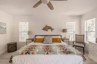 Designer house near Anna Maria Island-Best of Bradenton!!! - Wifi