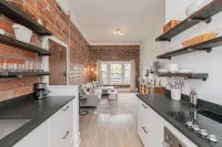 Modern Loft in Historic Birdtown - Unit 7 - Homestays