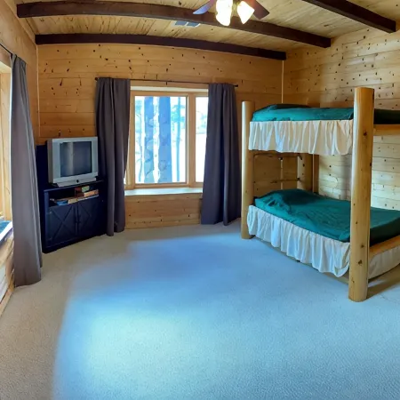 Smith Lake Family Retreat Log Home, Private Boat Ramp, Dock, Theater & Game Room