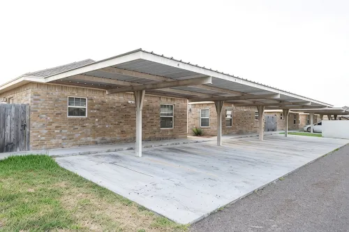 Gorgeous Pet Friendly Townhome: Clean and Spacious With Private Terrace! - 4-Star
