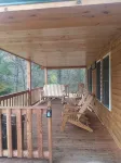 Located in the Finger Lakes a cabin in the country w/ trails & fishing - Chalets