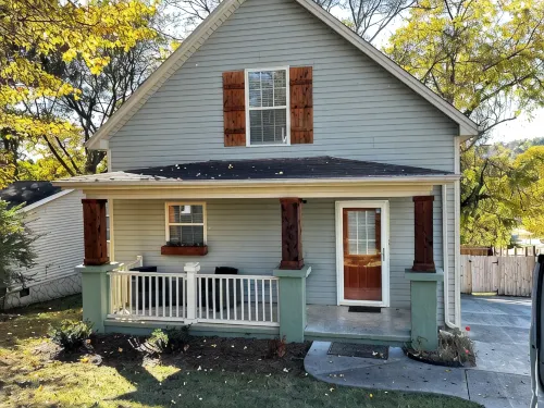 Charming 3-bed house near Baker Creek in south Knox! Pets Welcome! - 4 stjerner