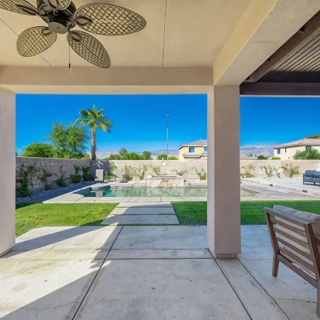 Beautiful 5 BR house with Olympic size Pool and SPA in Indio