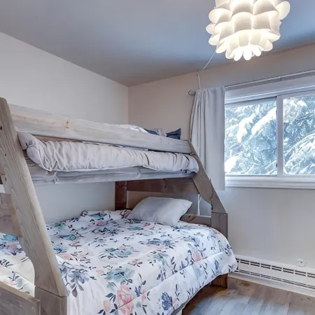 Renovated Condo steps from the Beaver Creek shuttle!