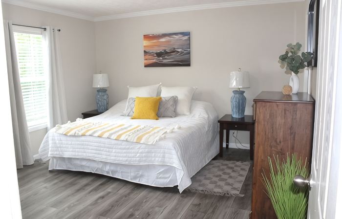 BRAND NEW!! The Emerald Hideaway. Located in the heart of Emerald Isle
