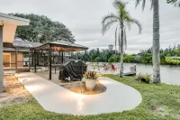 Manatee Key- Heated Pool/Dock/Close to Beach - 빌라