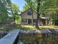 Lake home close to Nordic Mountain and area golf courses. - Wifi