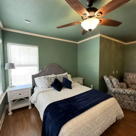 Hill Country Home; King & Queen Suites; Game Room, Office & Fire Pit - Kerrville