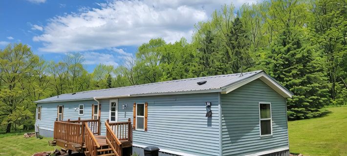 Beautiful 4 season getaway  in the scenic northwoods of the Western UP! Hotels in Gogebic County