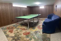 Clean, Fun, Comfy Ranch Home Near Parks, 2.5 mi to Mayo w Pingpong and Playroom - บังกะโล