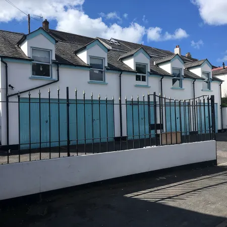 Appledore - Hispaniola Stunning 2 bed 2 bath, sleeps 4(+2) and PARKING!!!
