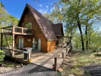 Beautiful, Majestic Log Cabin Large Game Room and Lake View - 4 étoiles