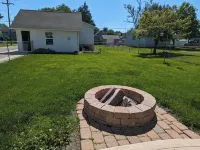 4-Bedroom Home /Port Clinton. Close to restaurants/shopping, Jet Express, beach. - 3-Star