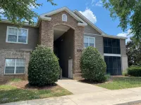 2 BR/ 2BA Condo1 King /2 Full beds Sleeps 6 close to OWA & Foley Tourism Complex - Wi-Fi