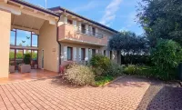 Villa Venezia - Pysäköinti