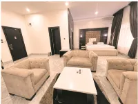 CRISPAN SUITES & EVENT CENTRE - 3 Sao