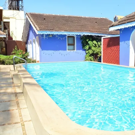 Baia Do Sol - Beachfront Boutique Resort in Baga, Calangute