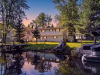 Phenomenal 6-Bedroom Cottage with AC in Charming Cadillac - 3 stjerner