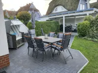 Thatched house with Southwest-terrace, centrally located, near to beach - 3-Star