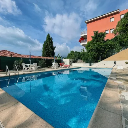 Exceptional Sea View 250m+ Terrace 25m² + Beds + Pool + Solarium