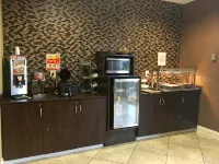 Microtel by Wyndham Perry National Fairground Area I-75 - breakfast
