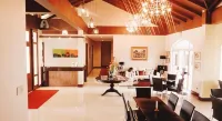 Country Chateau Hotel - Bed and Breakfasts