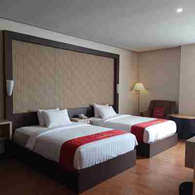 Grand Dian Hotel Slawi Rooms