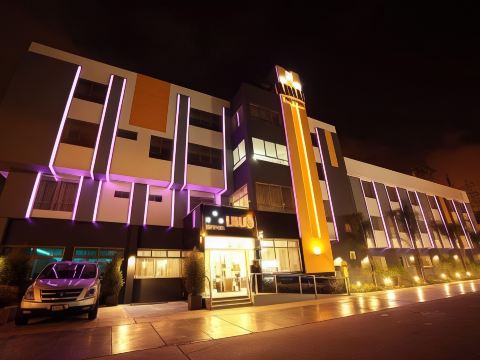 Limaq Hotel