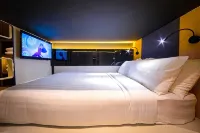 Cube Family Boutique Capsule Hotel @ Chinatown