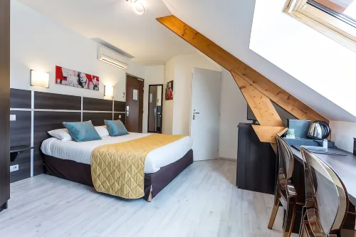 Hotel le Centre Hotels in Loubressac